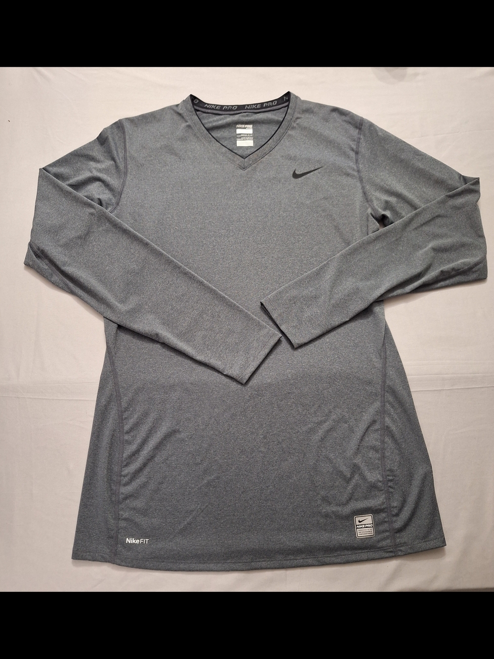 Nike Pro Women's Gray Long-Sleeve Fitted V-Neck Dri-FIT Performance Top, XL